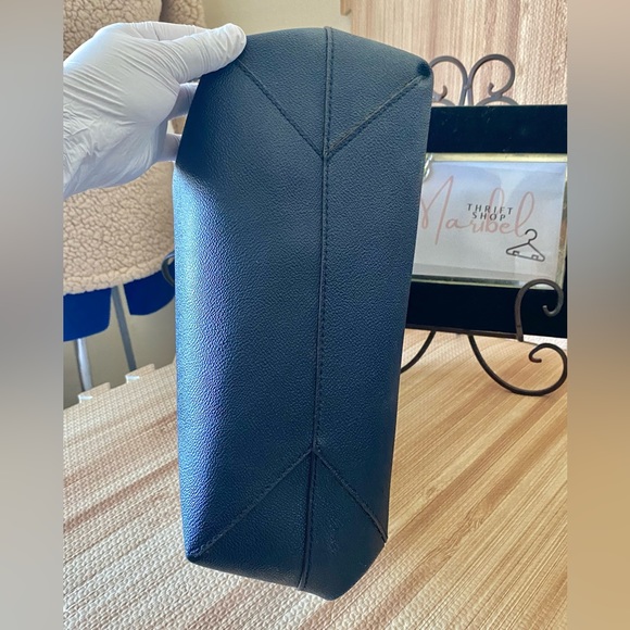 SOLD OUT - Picture 8 of 8